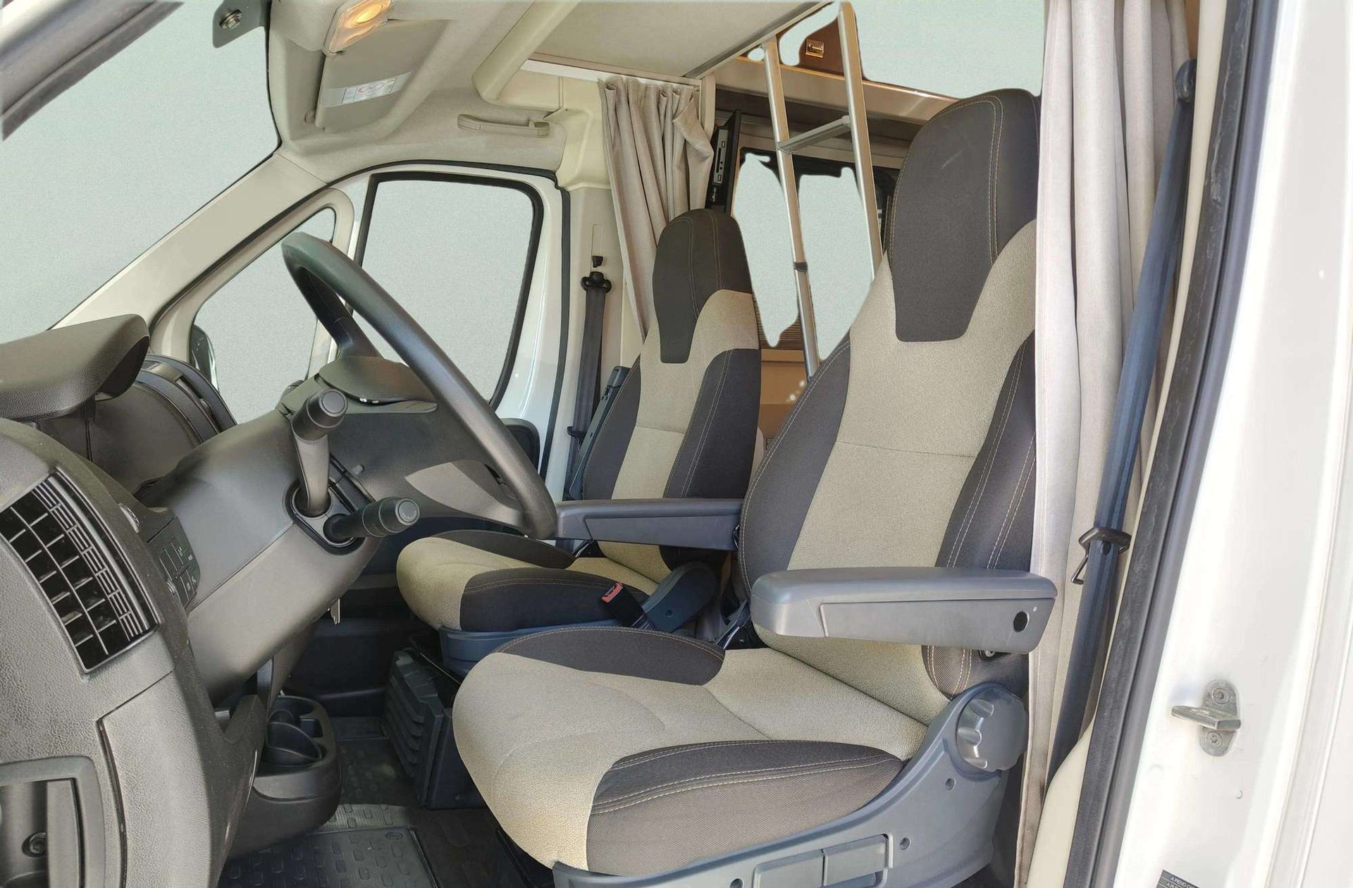 Rimor Seal 9 2.3 Top Edition 7 plazas - foto 45