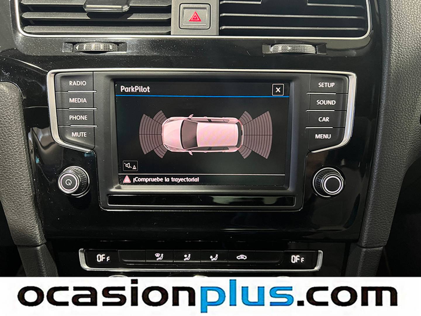 Equipamiento del Volkswagen Golf Volkswagen Golf Sport 1.6 TDI BMT (110 CV) Pack R-Line