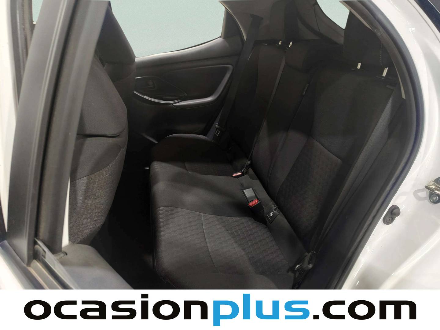Foto asientos traseros Toyota Yaris Toyota Yaris 1.5 S-Edition (125 CV)