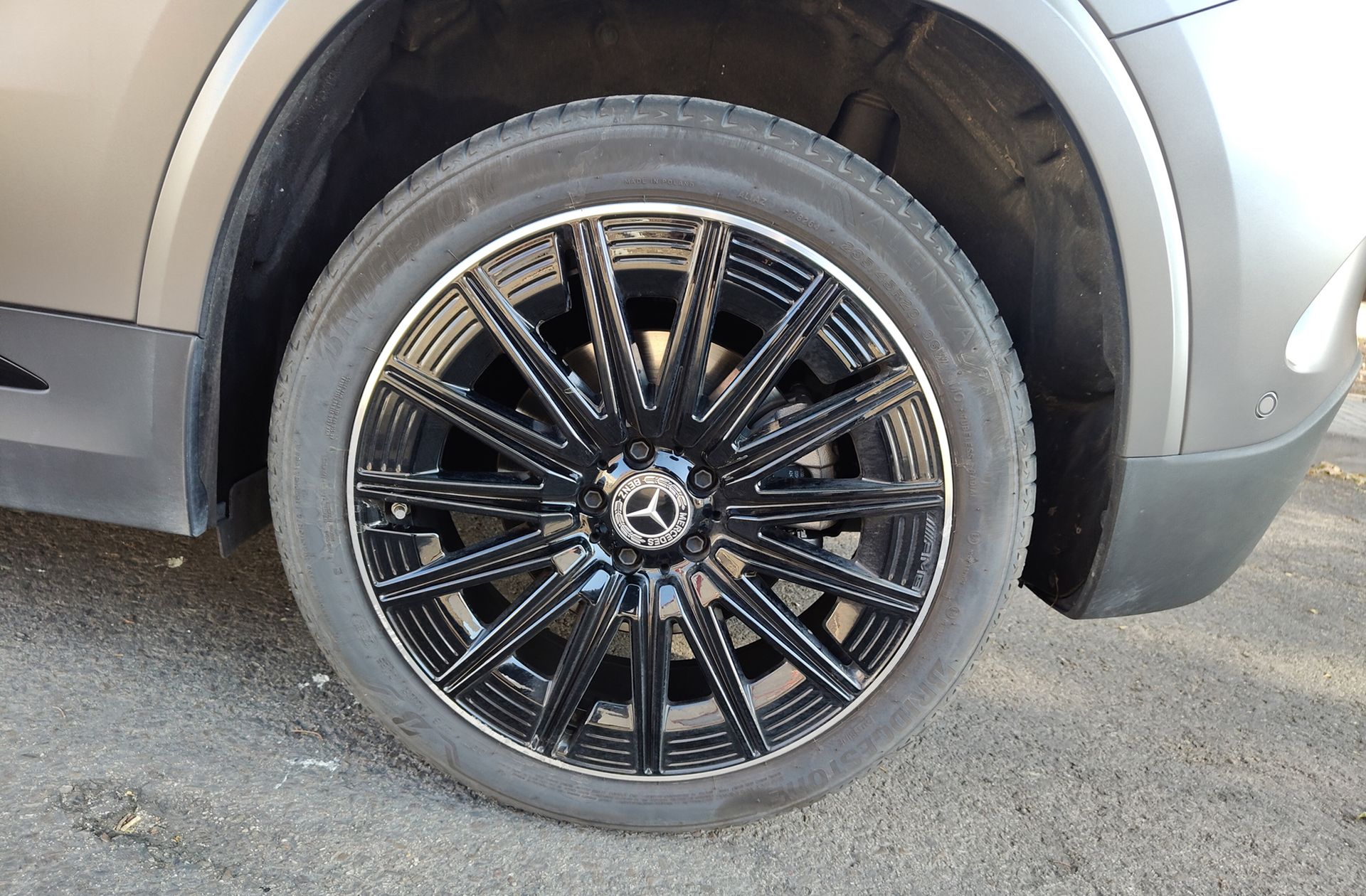 Mercedes-Benz GLA 250 e Pack AMG - foto 44