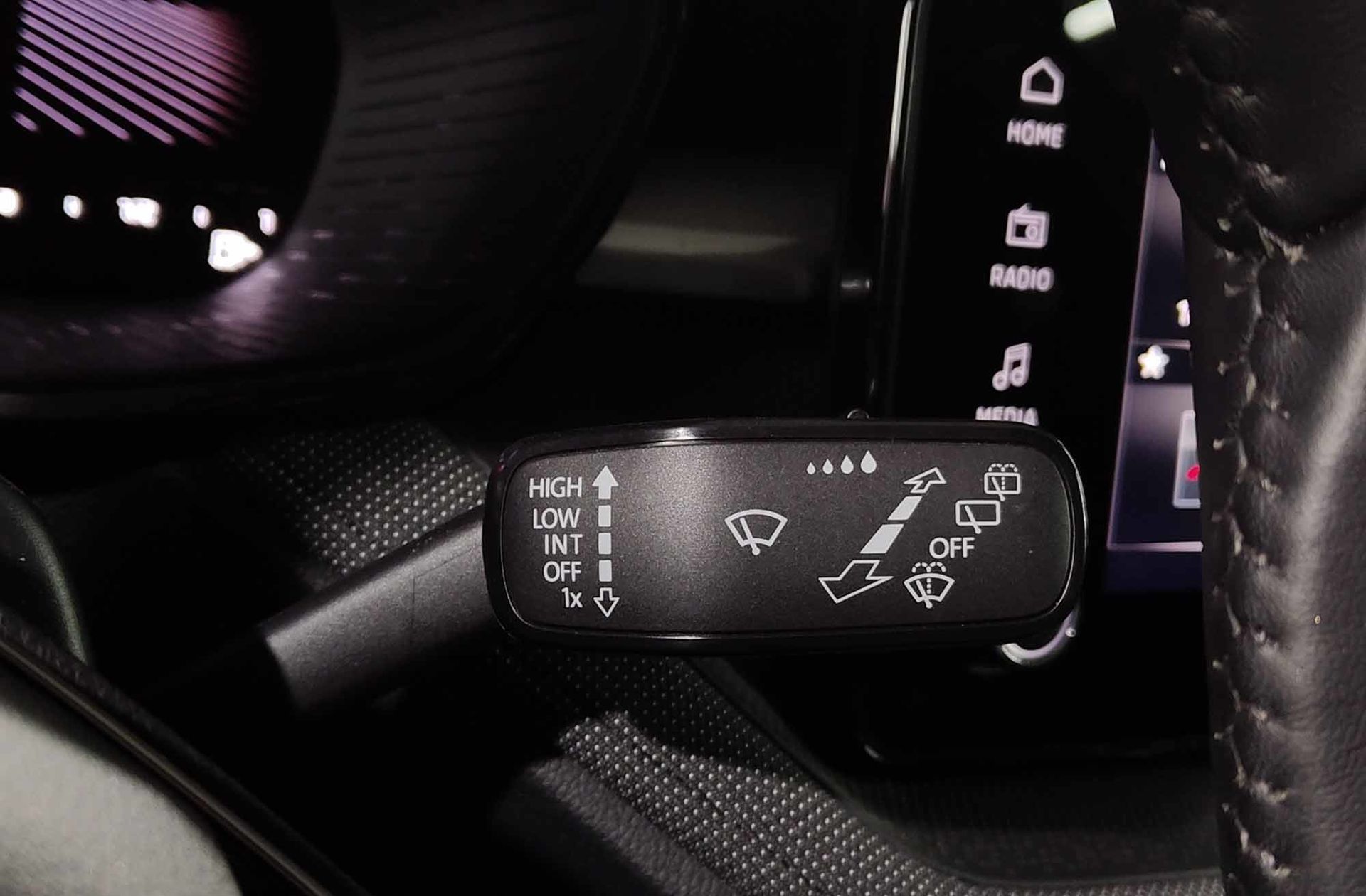 Škoda Fabia 1.0 TSI Selection - foto 24