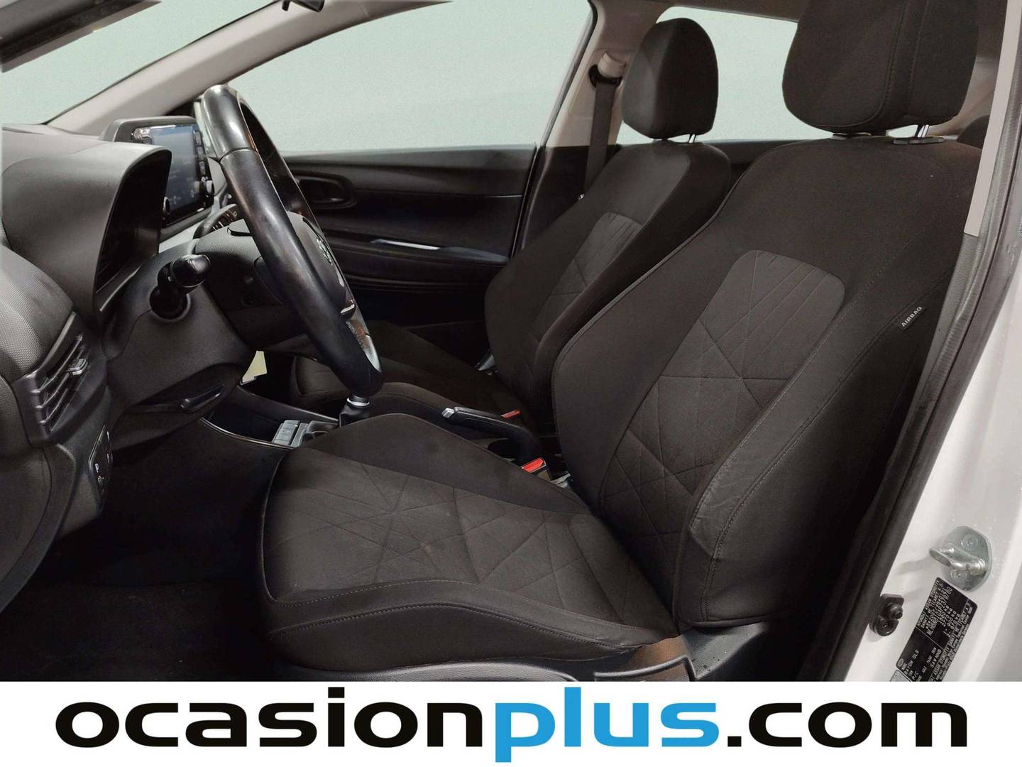 Foto asientos delanteros Hyundai Bayon Hyundai Bayon 1.0 TGDI 48V Maxx (100 CV)