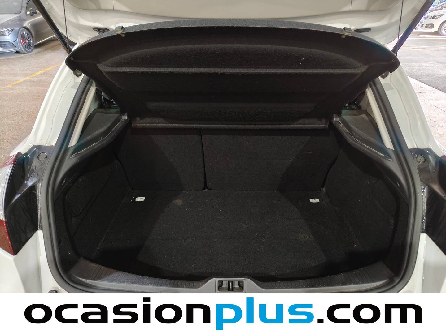 Fotos maletero Renault Mégane Renault Megane Limited Energy S&S TCe (115 CV)