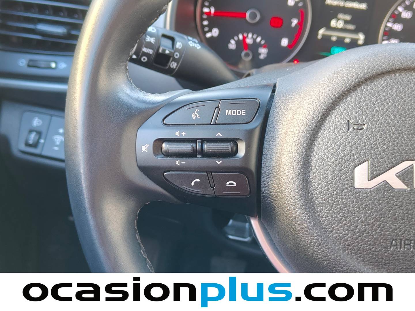 Foto KIA Stonic Kia Stonic 1.0 T-GDi MHEV iMT Concept (100 CV)