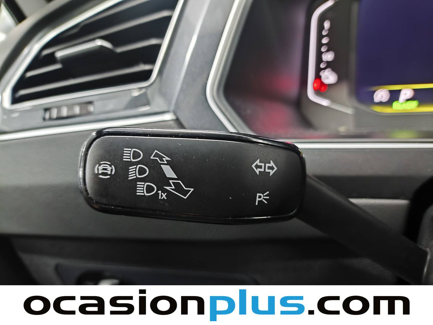 Foto Volkswagen Tiguan Volkswagen Tiguan R-Line 1.4 TSI eHybrid (245 CV) DSG