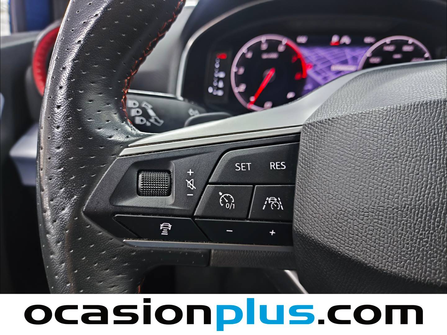 Foto Seat Arona SEAT Arona 1.0 TSI S&S FR Plus DSG (110 CV)