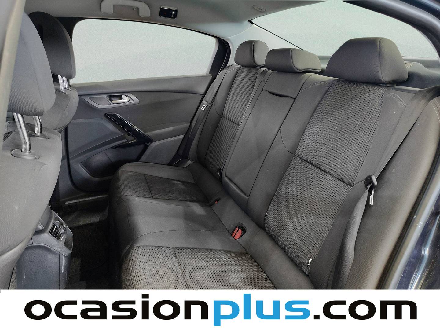Foto asientos traseros Peugeot 508 Peugeot 508 2.0 HDI Active (150 CV)