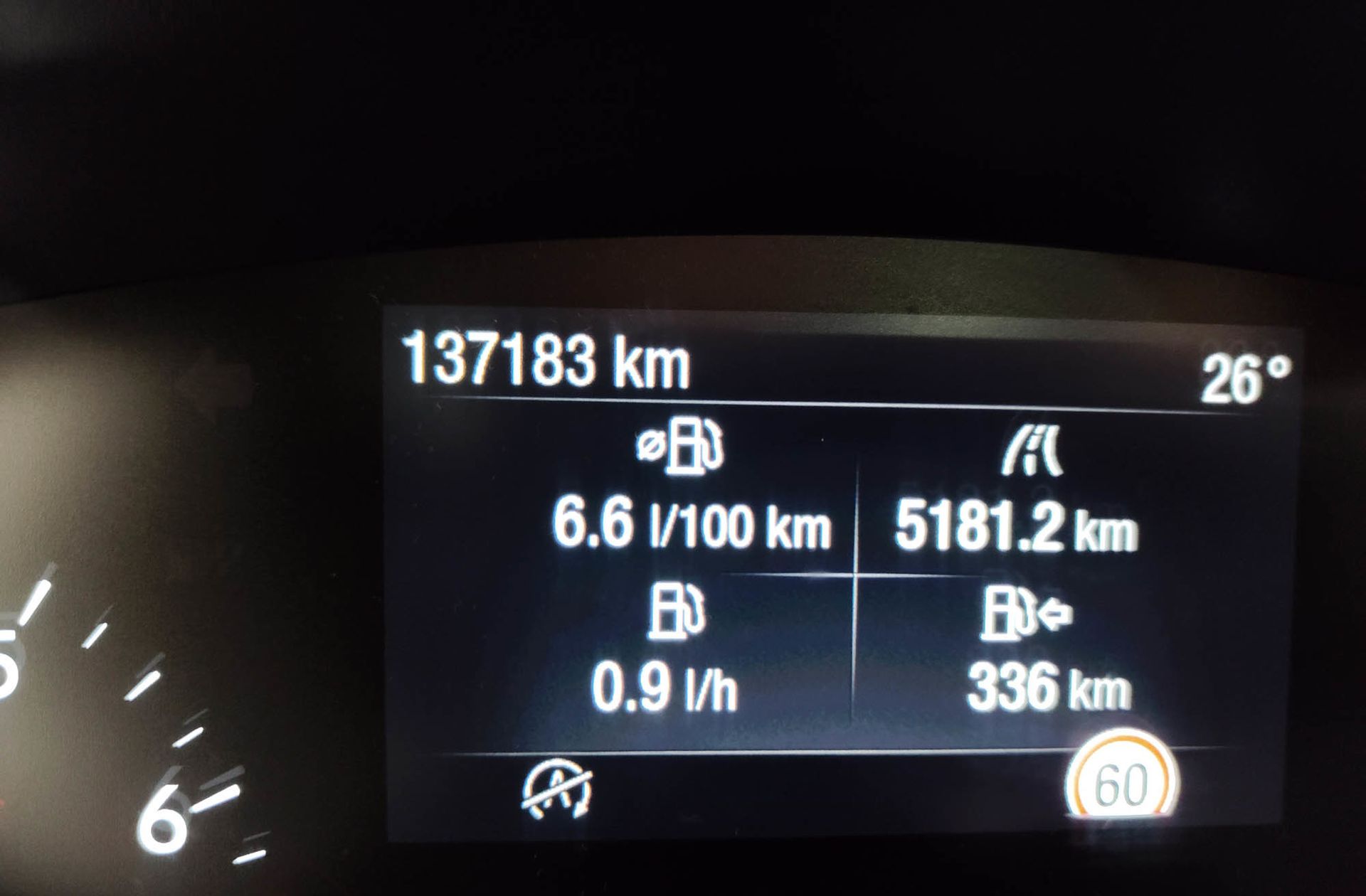 Ford Focus 1.5 EcoBoost ST-Line - foto 11