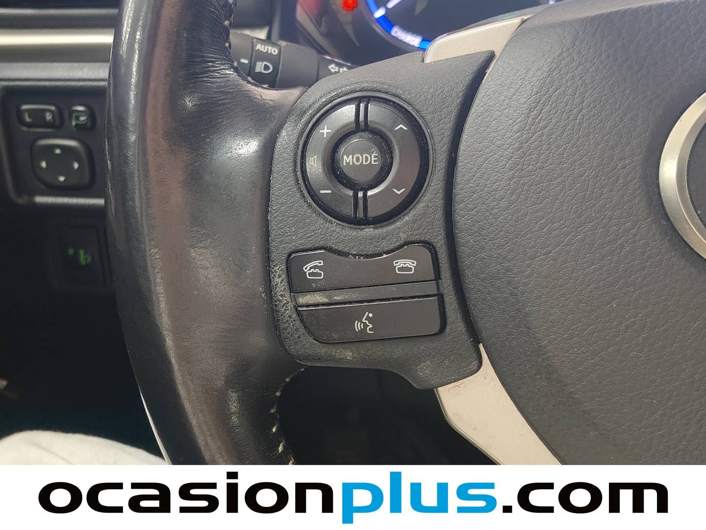 Lexus CT Lexus CT 200h Executive + Navibox (136 CV) de ocasión