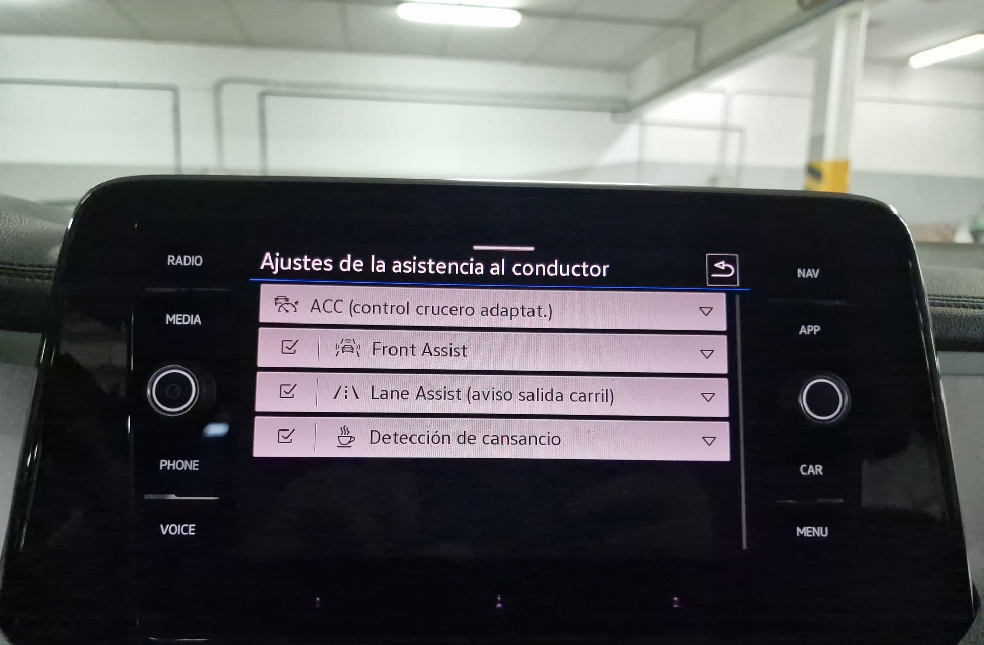 Volkswagen T-Roc Life 1.0 TSI - foto 13