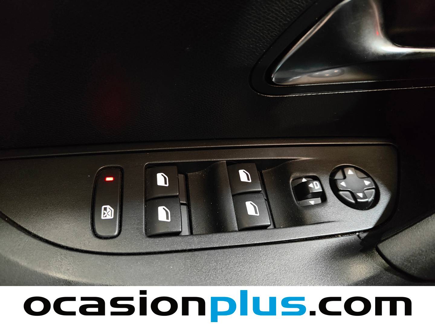 Foto Peugeot 2008 Peugeot 2008 PureTech 100 S&S Allure  (100 CV)