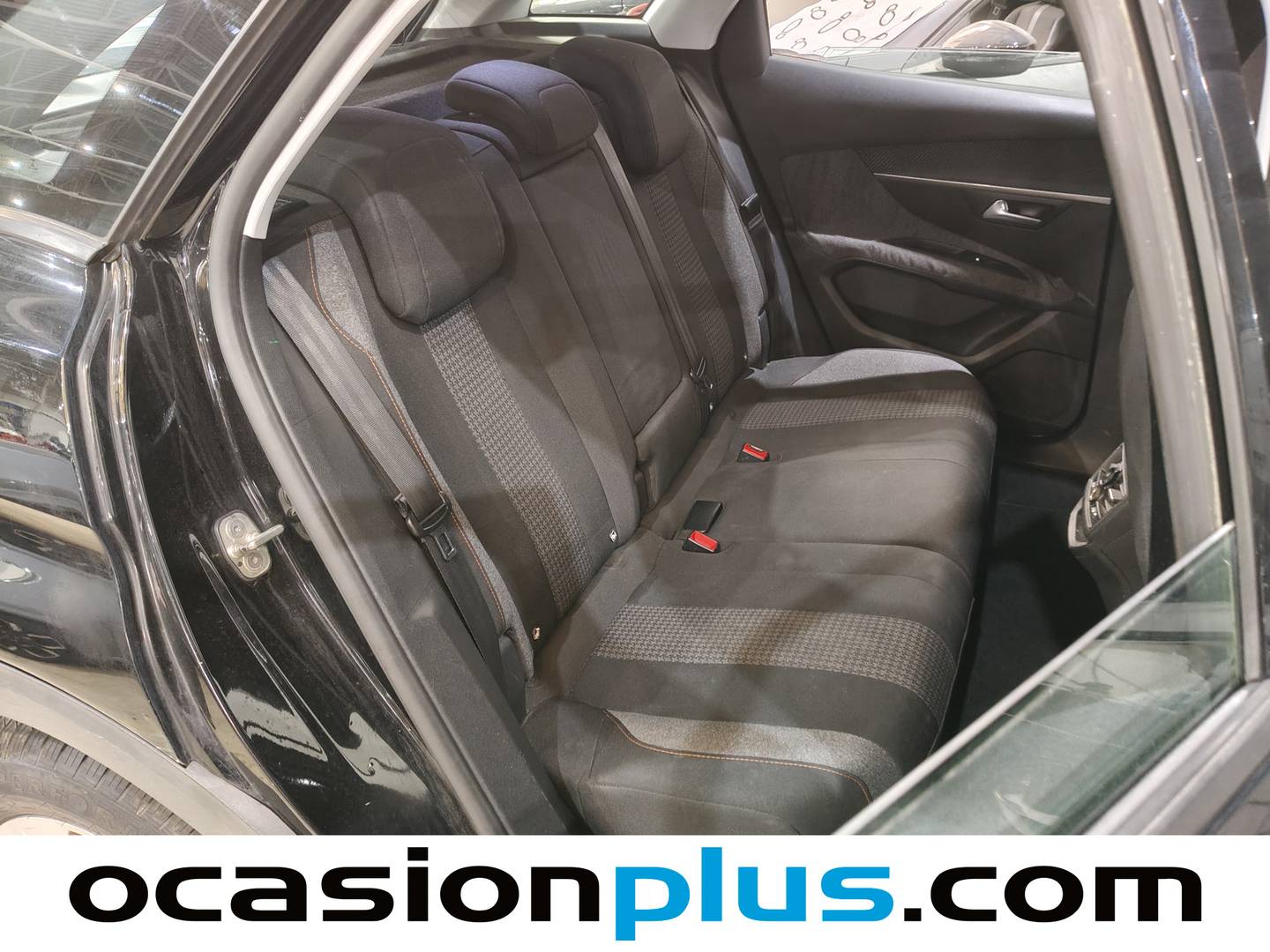Foto asientos traseros Peugeot 3008 Peugeot 3008 PureTech 130 S&S Active (130 CV)