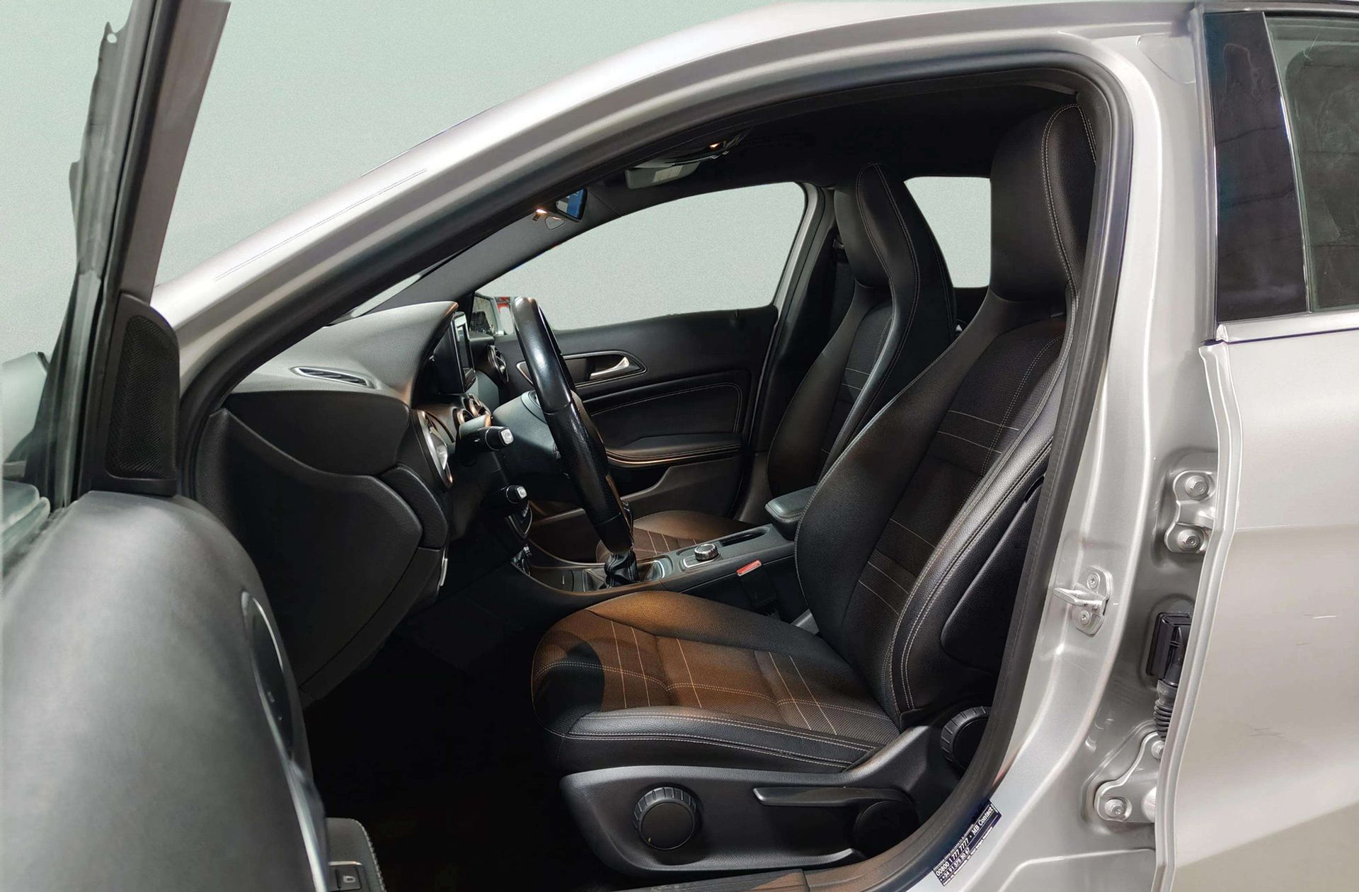Mercedes-Benz Clase A 180 CDI Blue Efficiency Urban - foto 8