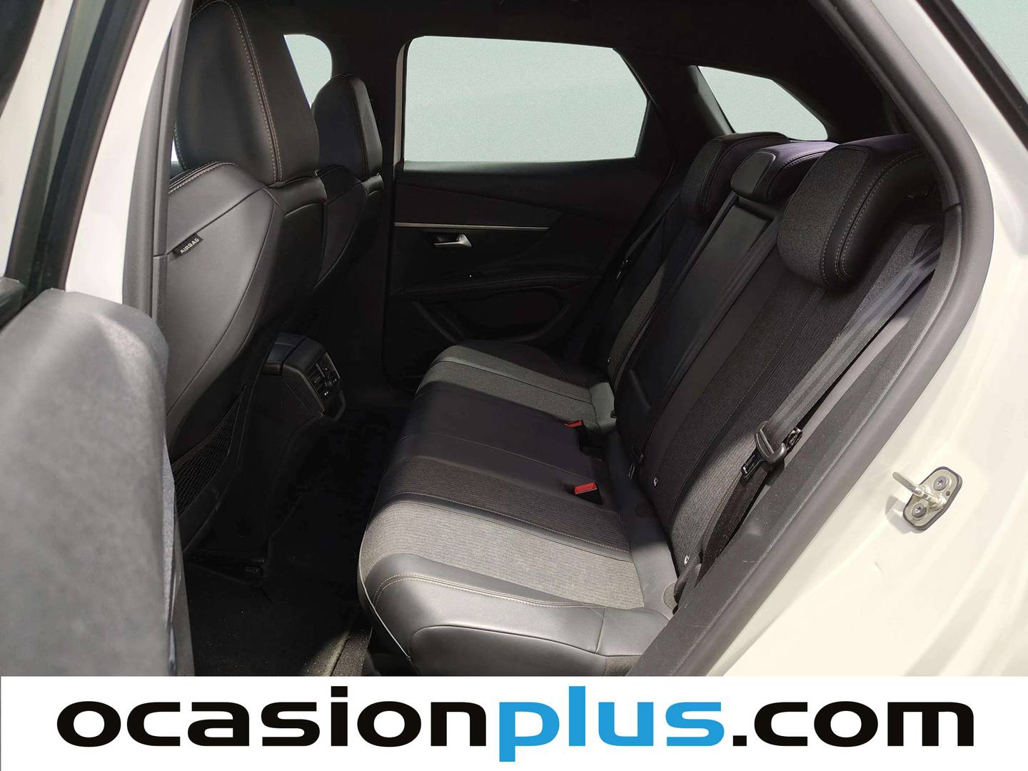 Foto asientos traseros Peugeot 3008 Peugeot 3008 PureTech 130 S&S GT Line EAT8 (130 CV)