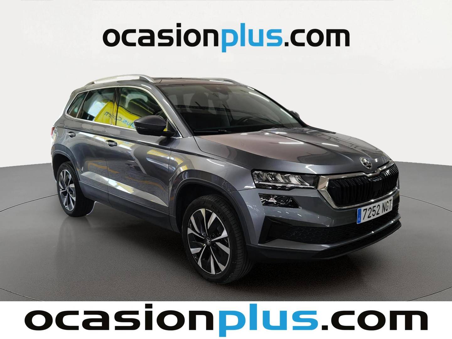 Foto delantera Skoda Karoq Skoda Karoq 1.5 TSI ACT Plus DSG (150 CV) derecha