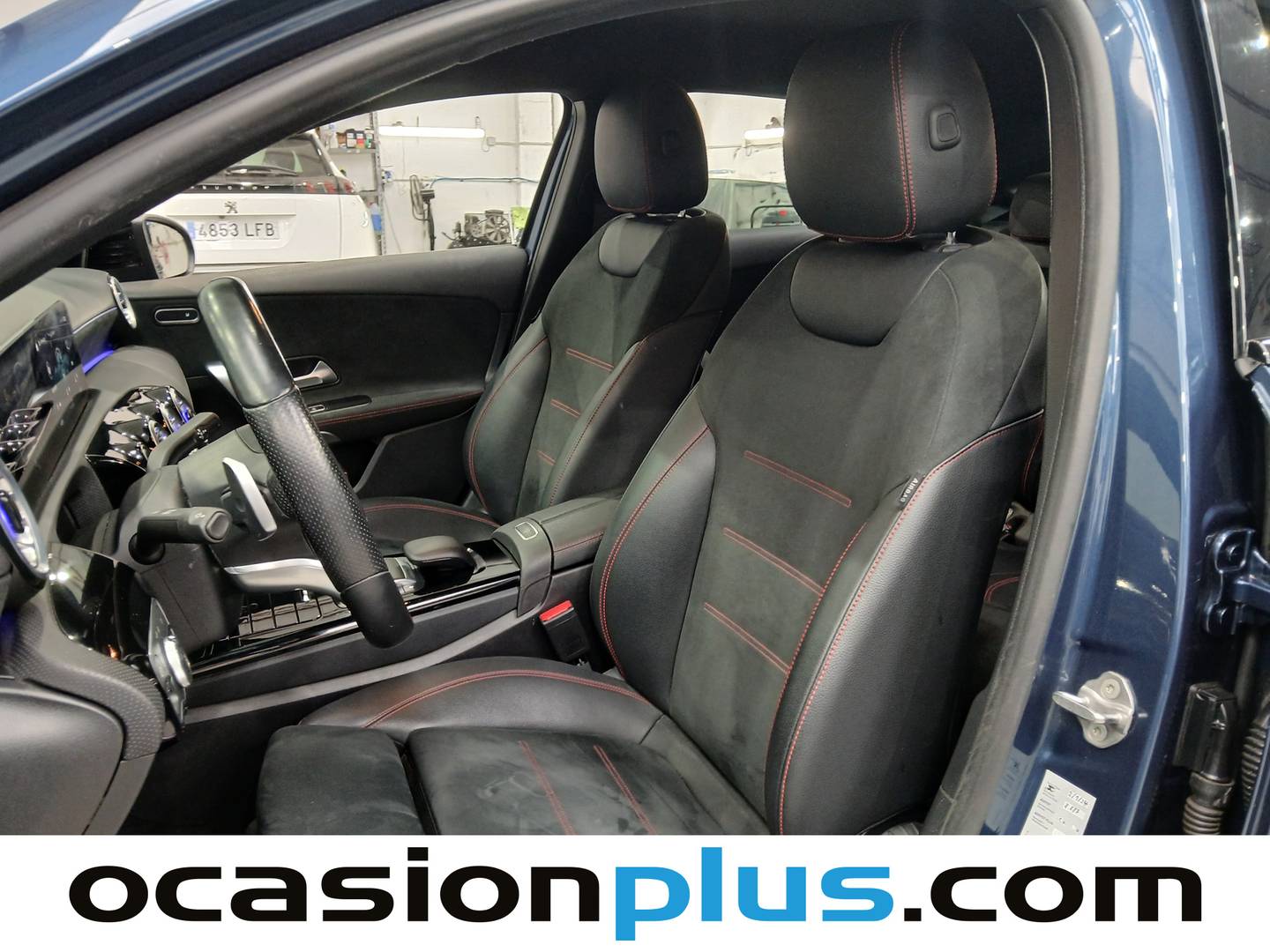 Foto asientos delanteros Mercedes Clase A Mercedes-Benz Clase A 200 d Sedán (150 CV) Pack AMG