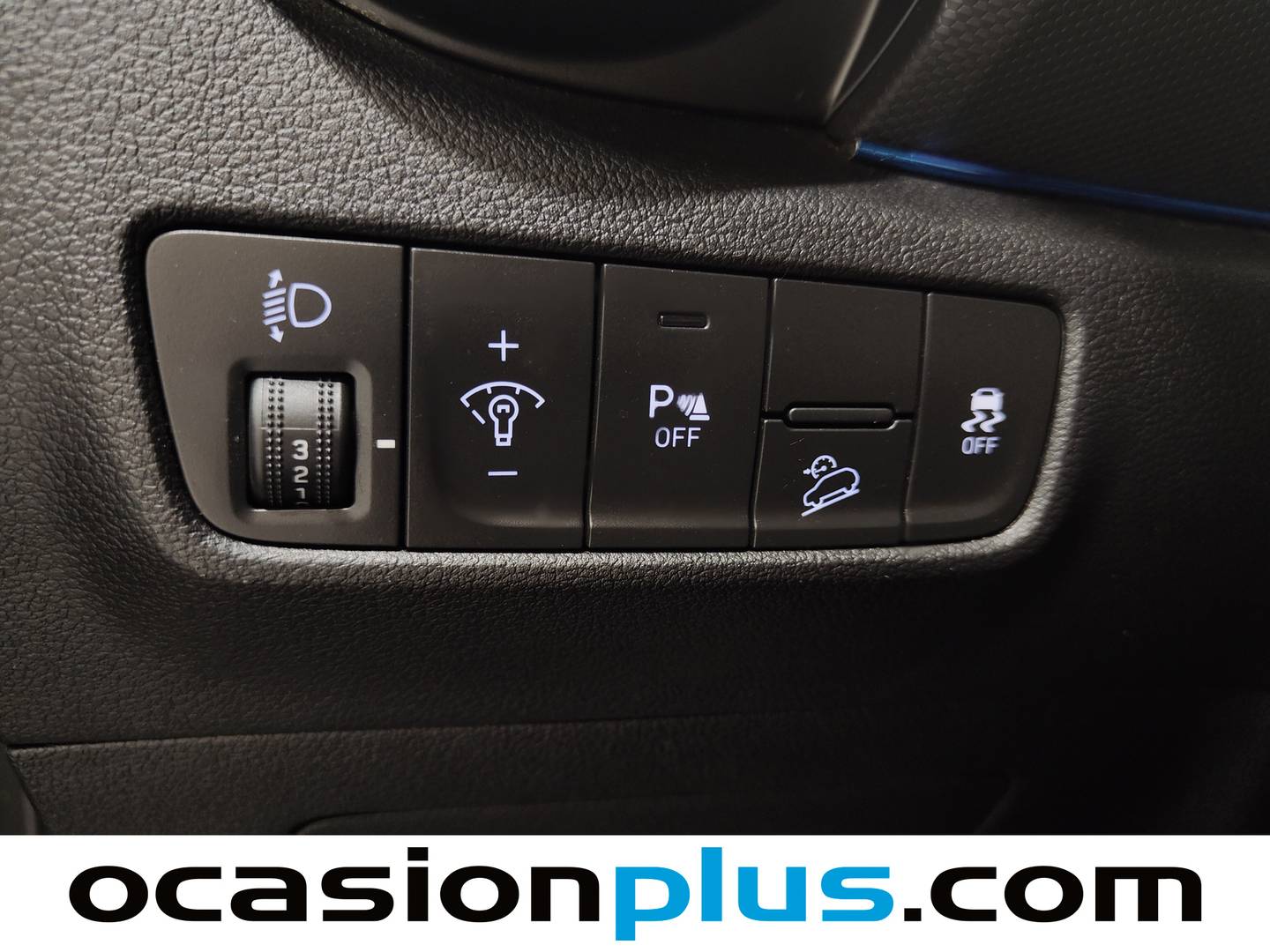 Acabados Hyundai Kona Hyundai Kona 1.0 TGDi Maxx 4x2 (120 CV)