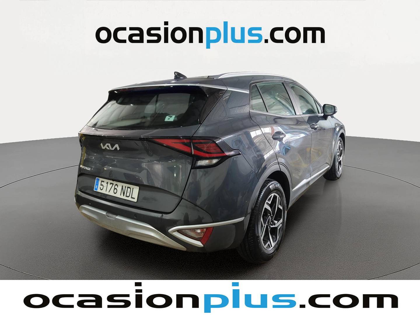 Foto trasera KIA Sportage Kia Sportage 1.6 CRDi MHEV Business 4x2 DCT (136 CV) derecha