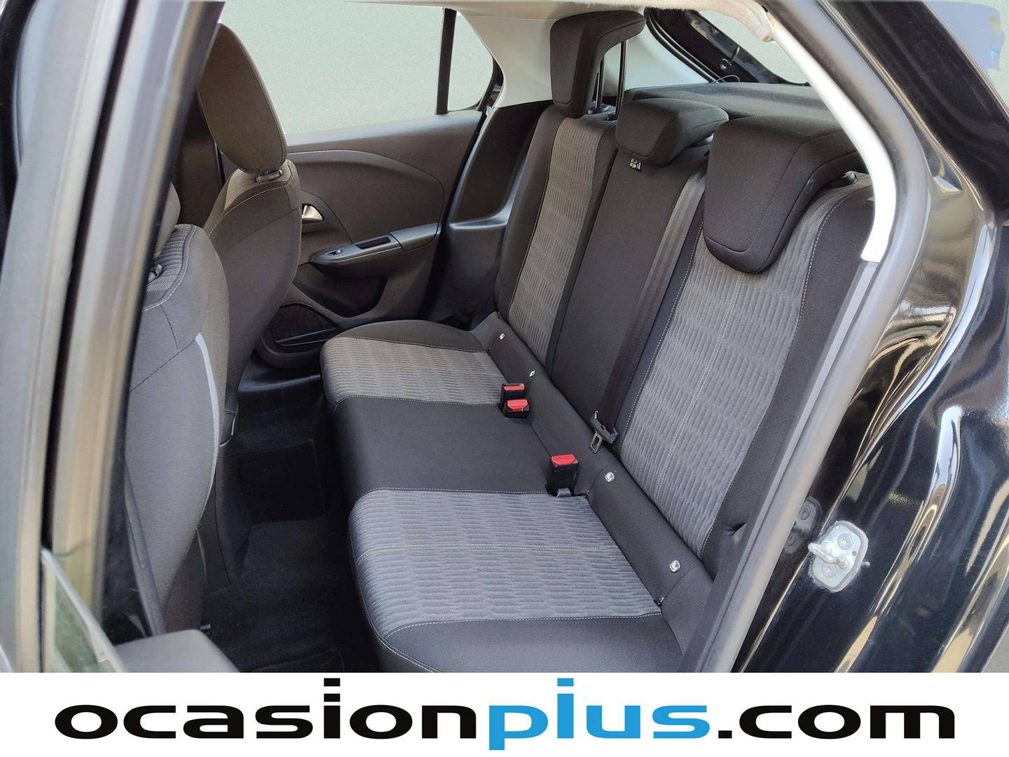 Foto asientos traseros Opel Corsa Opel Corsa 1.2 XEL Edition (75 CV)