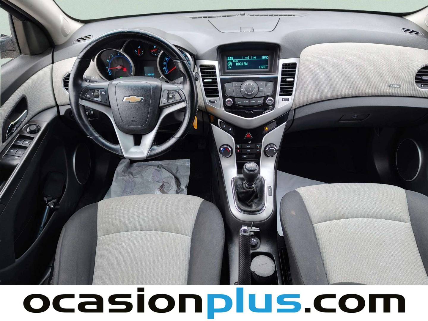 Foto Chevrolet Cruze Chevrolet Cruze 1.6 LS+ Clima (124 CV)