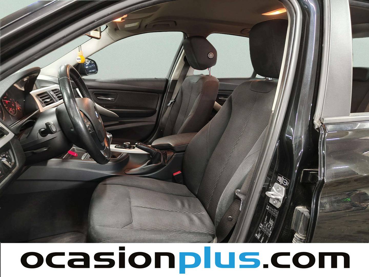 Foto asientos delanteros BMW Serie 3 BMW Serie 3 320d (184 CV)