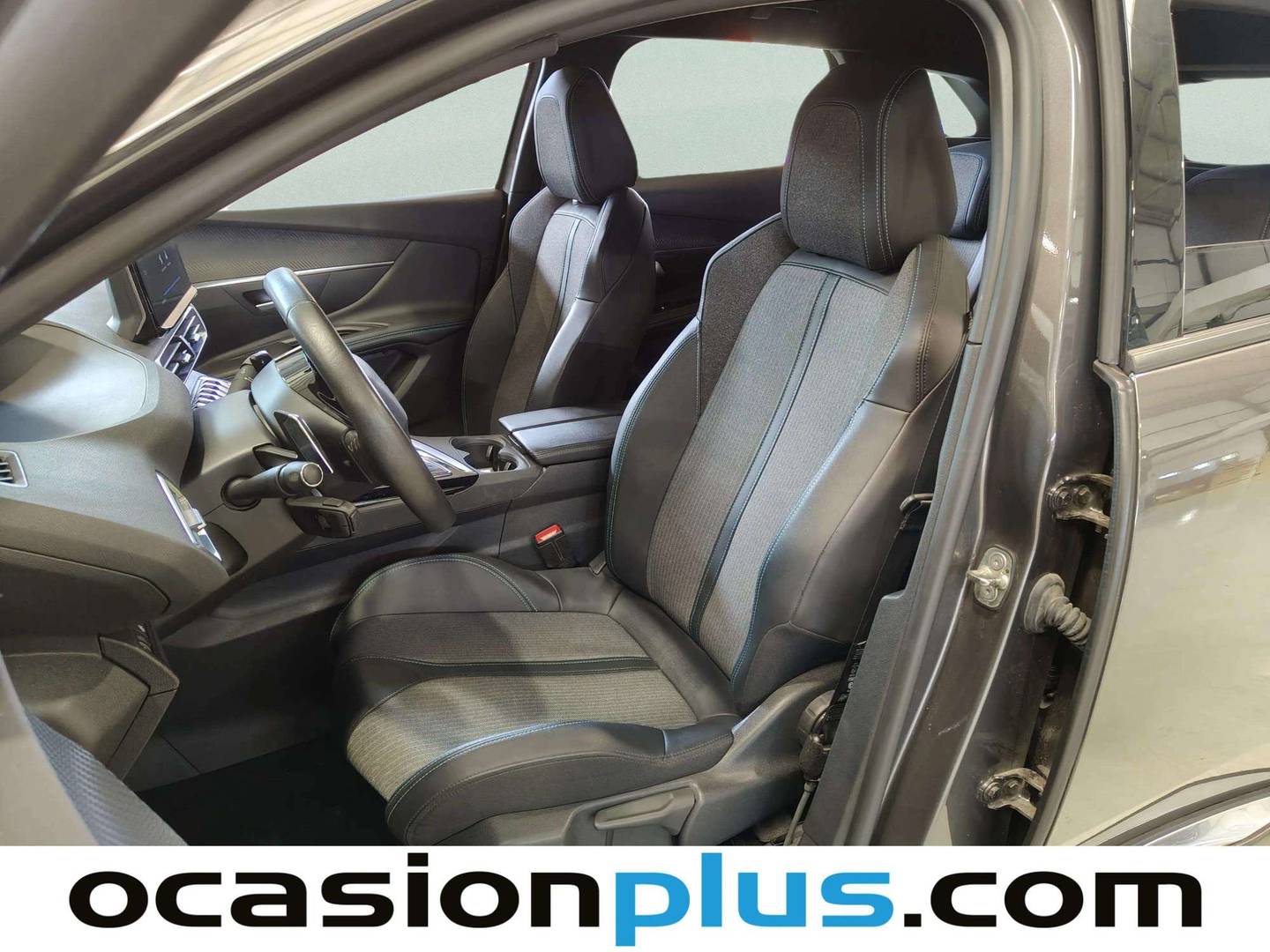 Foto asientos delanteros Peugeot 3008 Hybrid Peugeot 3008 Hybrid 136 Allure Pack eDCS6 (136 CV)