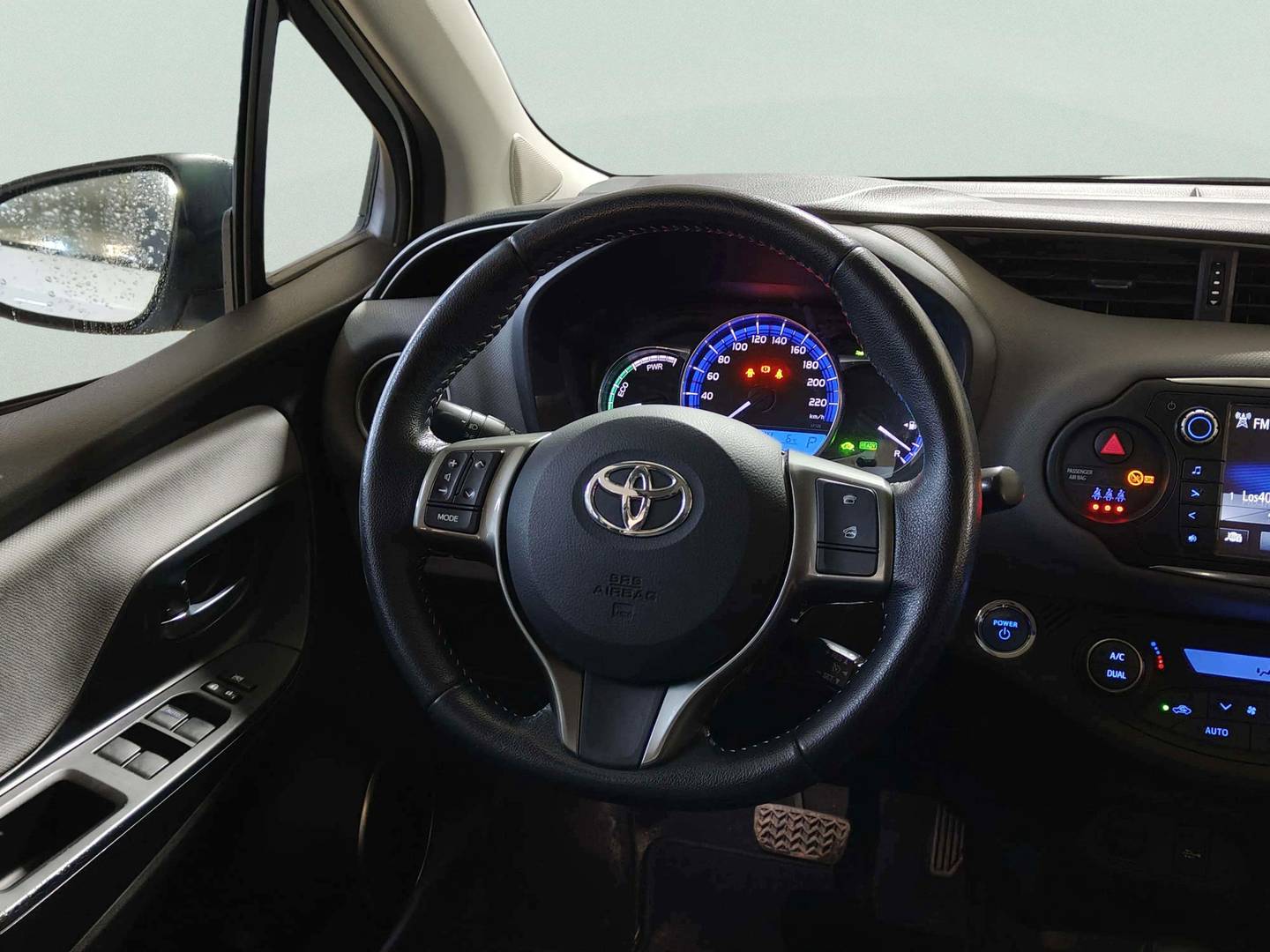 Toyota Yaris Toyota Yaris 100H Advance (100 CV) 100cv