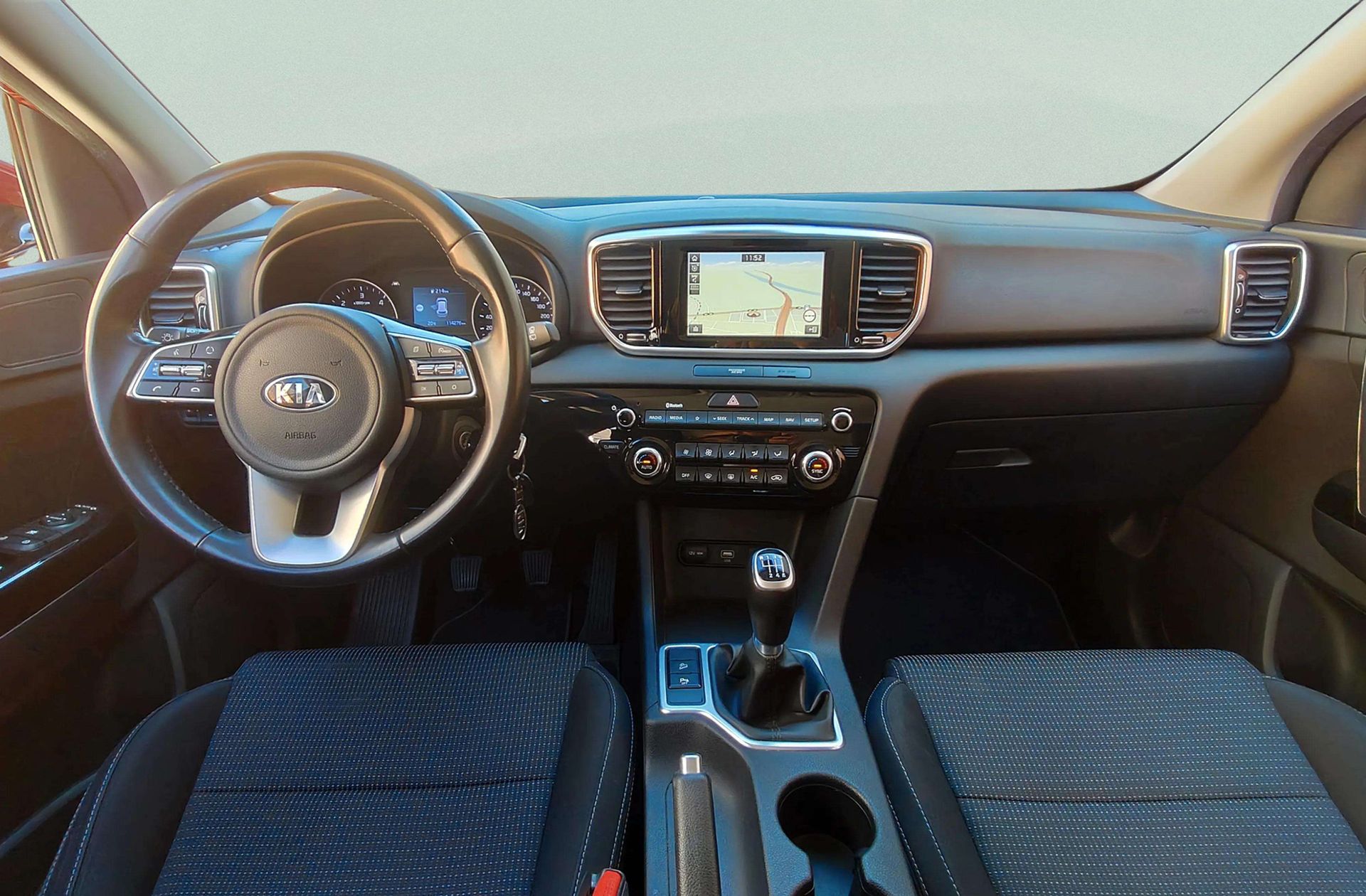 Kia Sportage 1.6 CRDi Drive 4x2 - foto 6