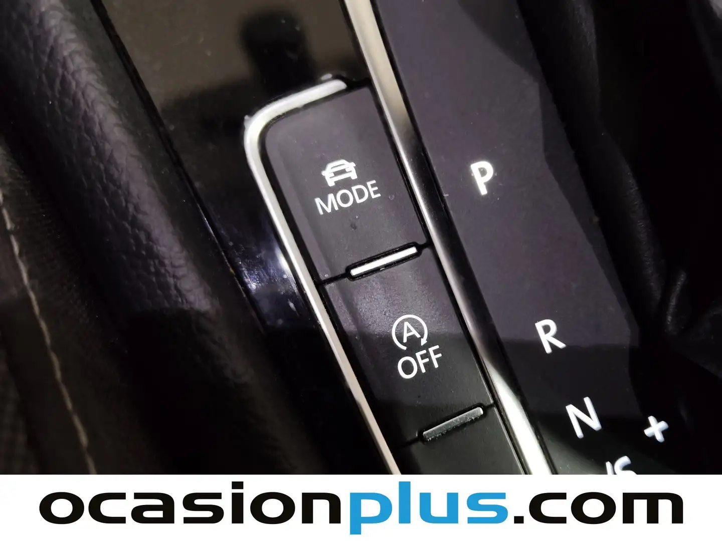 Foto Volkswagen Golf Volkswagen Golf Variant Variant Sport 1.5 TSI EVO (150 CV) DSG Pack R-LINE