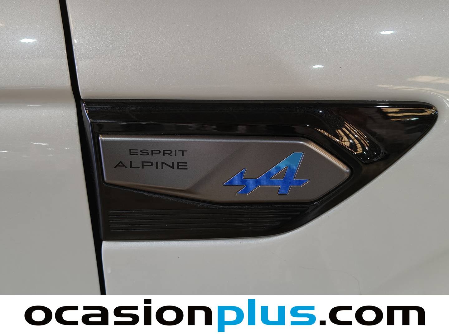 Extras y acabados del Renault Arkana Renault Arkana Esprit Alpine full hybrid E-Tech (145 CV)
