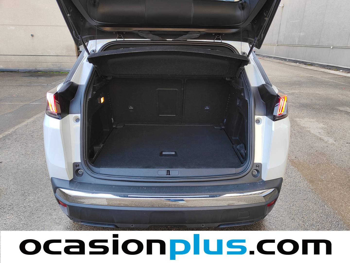 Foto Peugeot 3008 Peugeot 3008 BlueHDi 130 S&S Allure Pack EAT8 (130 CV)