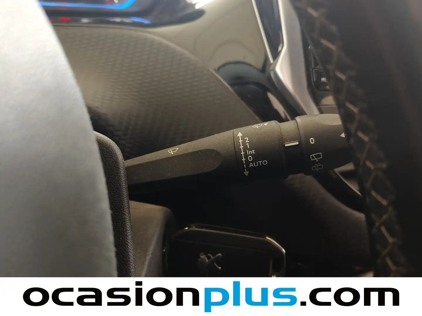 Foto Peugeot 2008 Peugeot 2008 BlueHDi 120 S&S Allure EAT6 (120 CV)