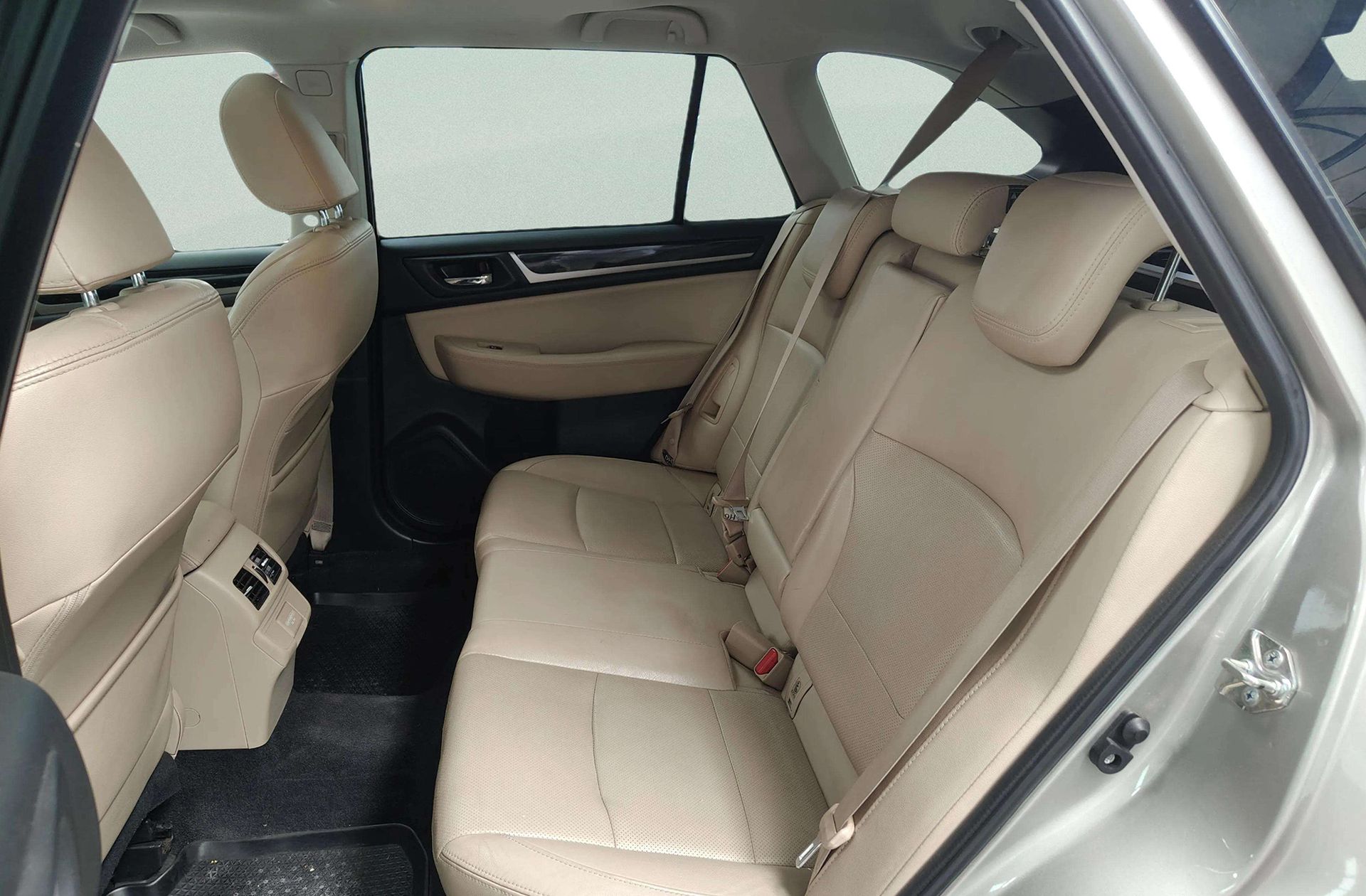 Subaru Outback 2.5 Executive Plus S CVT Lineartronic AWD - foto 14