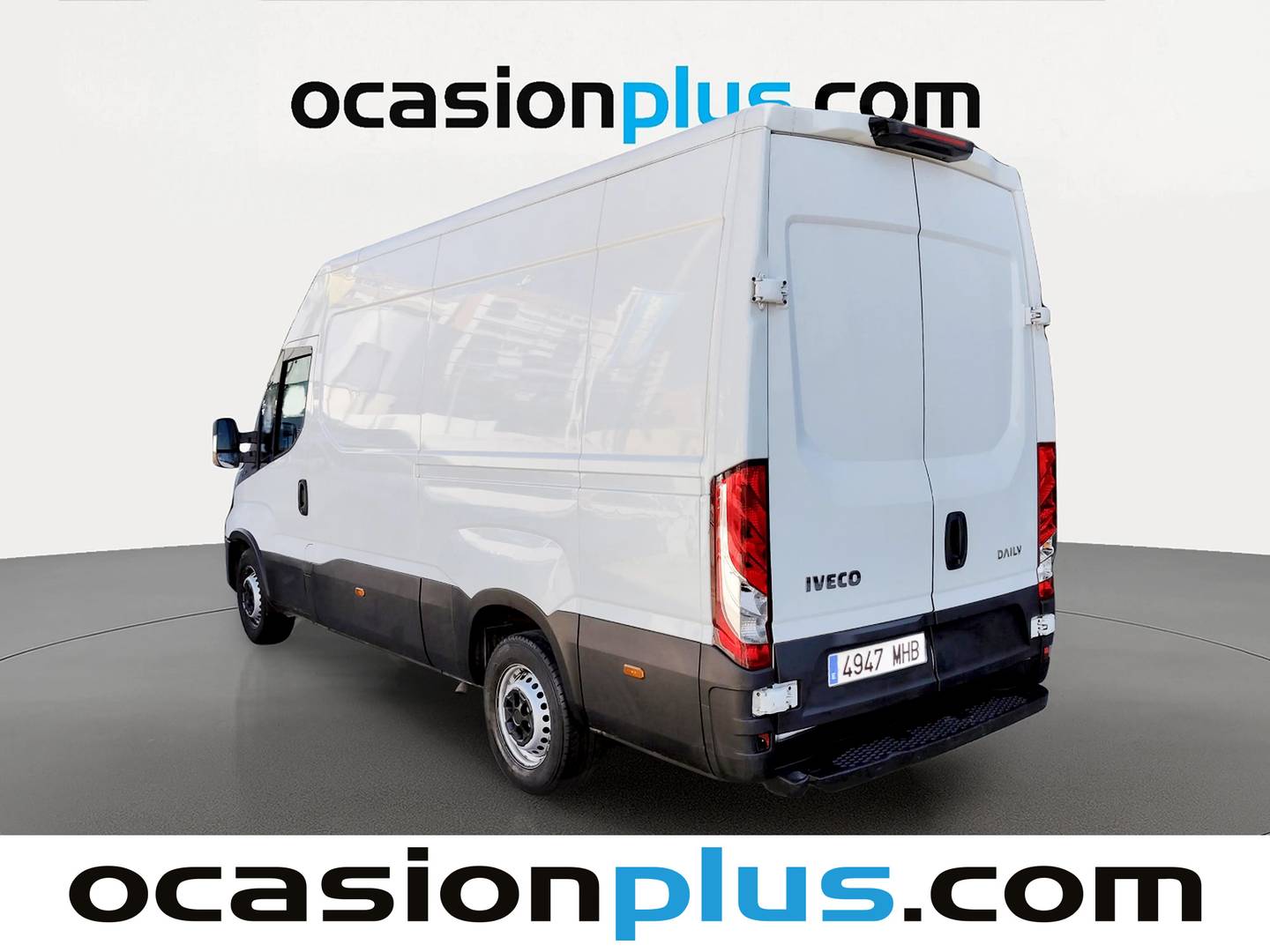 Foto trasera Iveco Daily Iveco Daily Furgon 35S 16 V 3520L/H2 (156 CV) izquierda