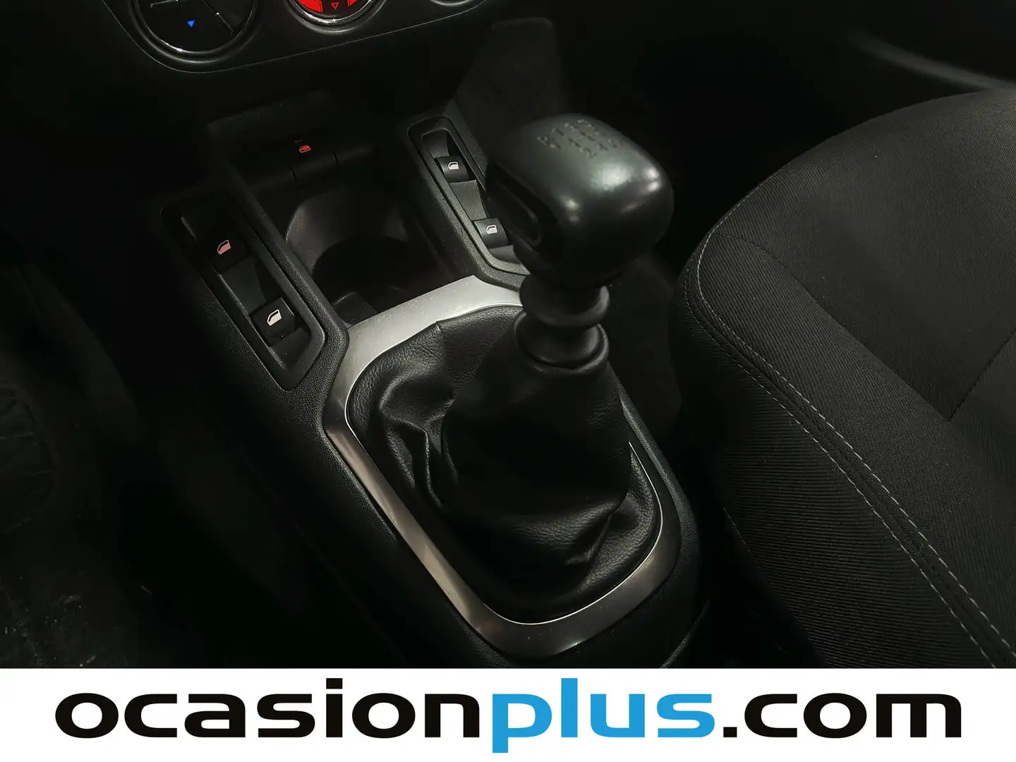 Foto Citroën C-Elysée Citroen C-Elysee BlueHDi 100 Shine (102 CV)