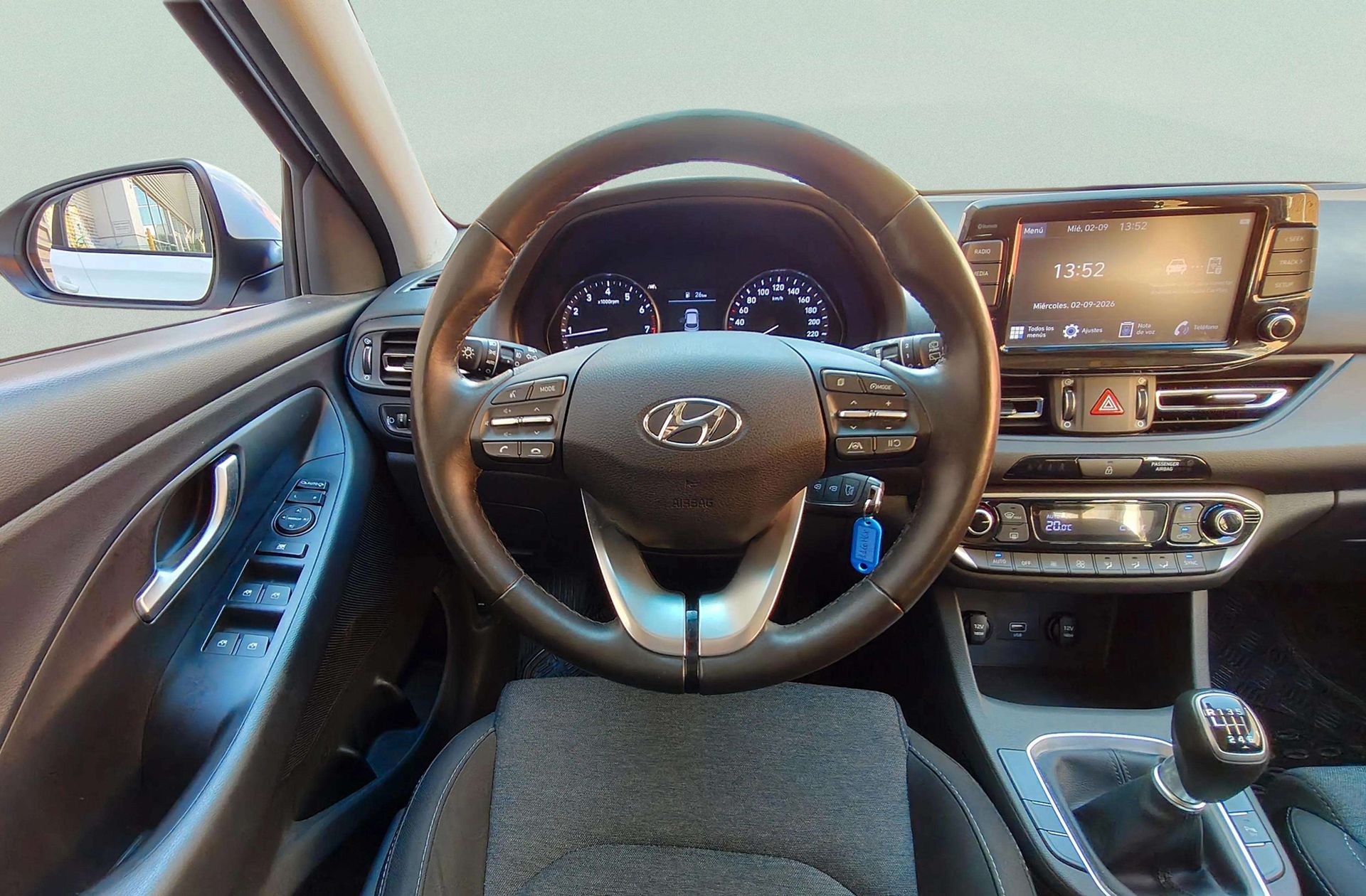 Hyundai i30 1.5 DPI Klass SLX - foto 21