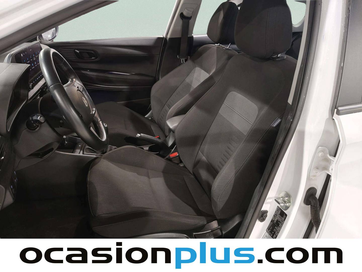 Foto asientos delanteros Hyundai Bayon Hyundai Bayon 1.2 MPI Maxx (79 CV)