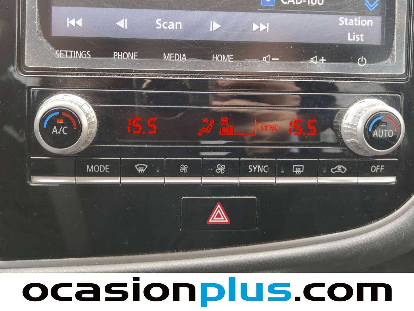 Foto Mitsubishi Outlander Mitsubishi Outlander 200 MPI Motion 2WD CVT (150 CV) 7 Plazas