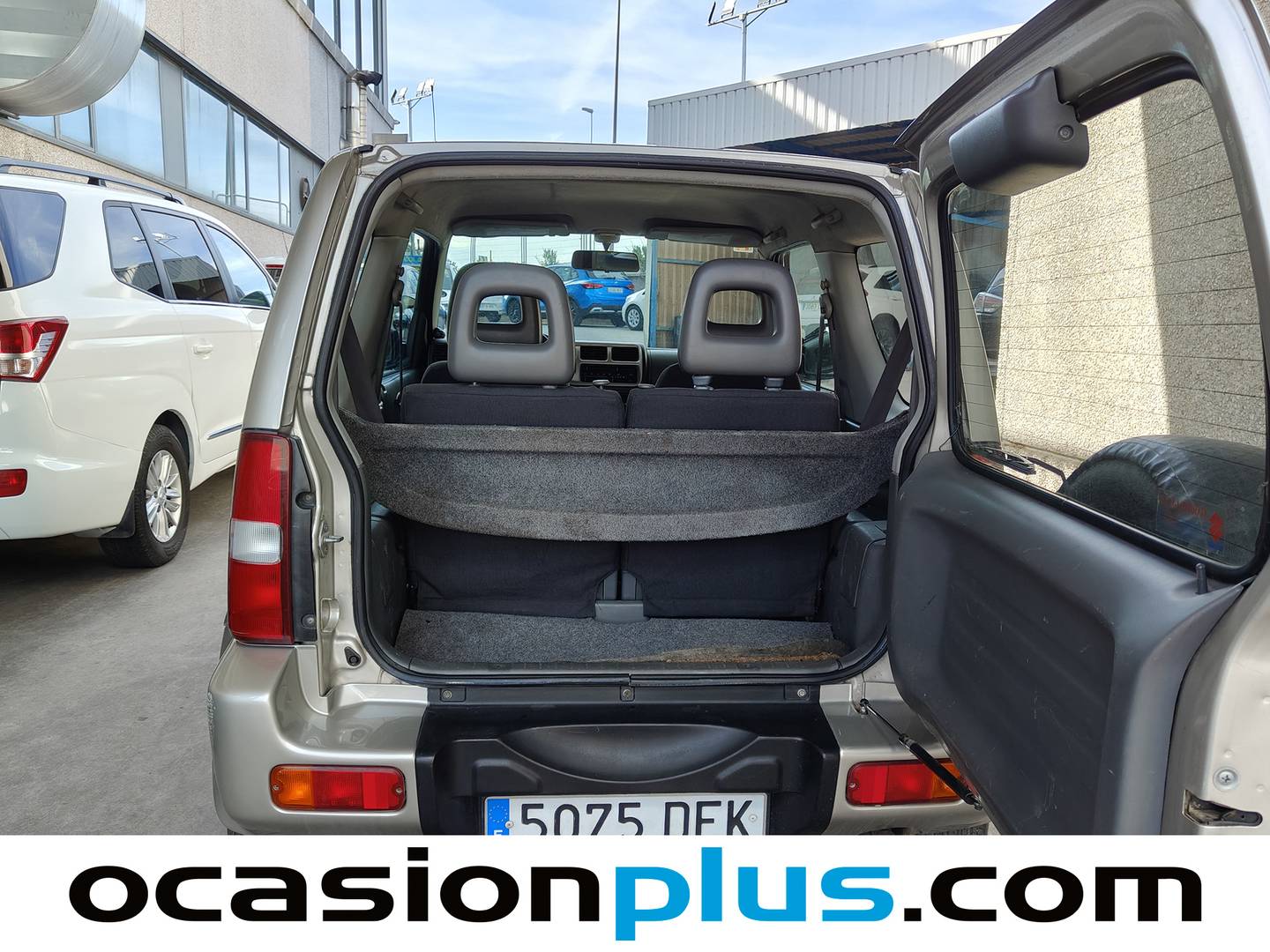 Fotos maletero Suzuki Jimny Suzuki Jimny 1.3 16V Hard Top Pixel (80 CV)