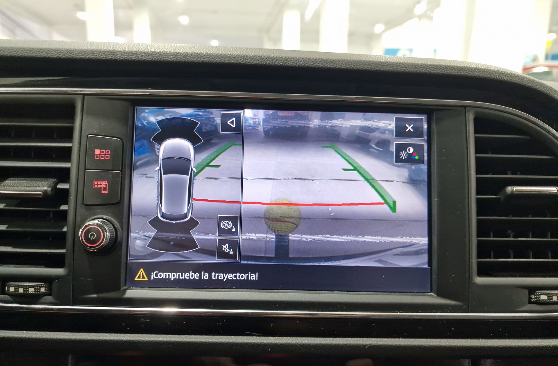 SEAT León 2.0 TDI FR DSG - foto 8