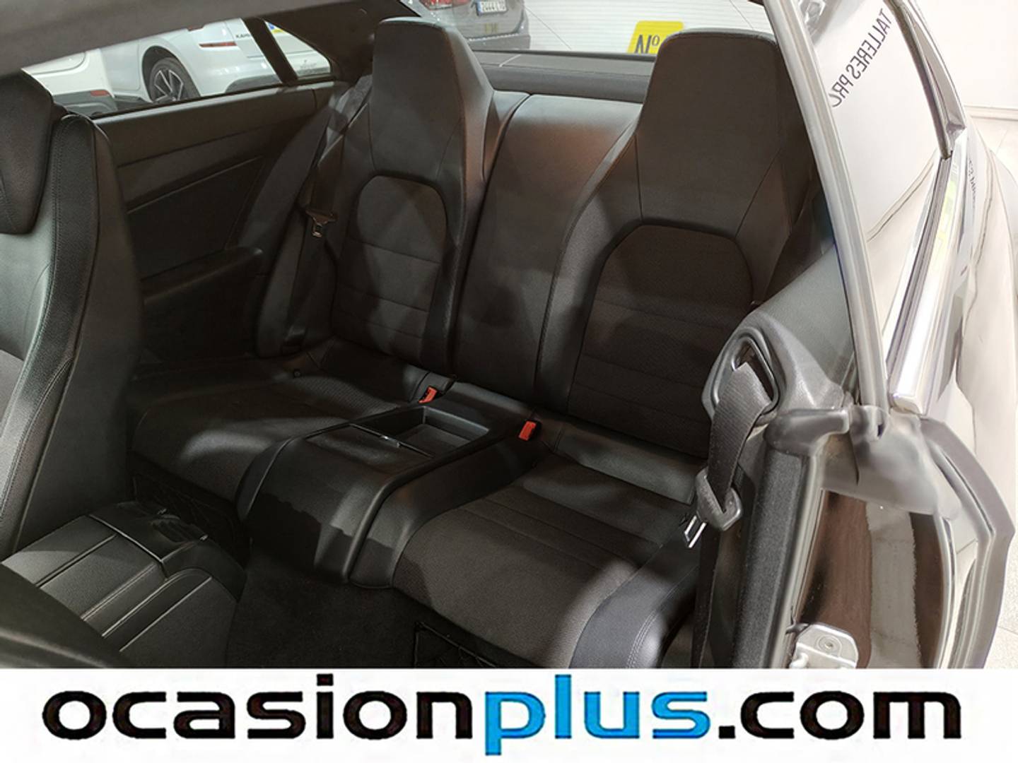 Foto Mercedes Clase E Mercedes-Benz Clase E E 200 CGI Coupé Blue Efficiency Elegance (184 CV)