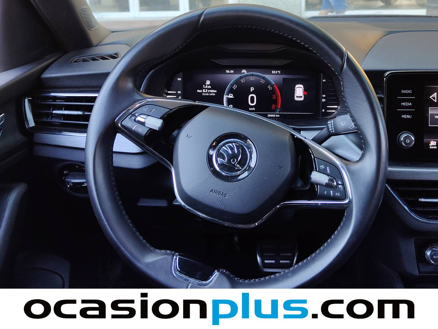 Foto Skoda Kamiq Skoda Kamiq 1.0 TSI Scout DSG (110 CV)