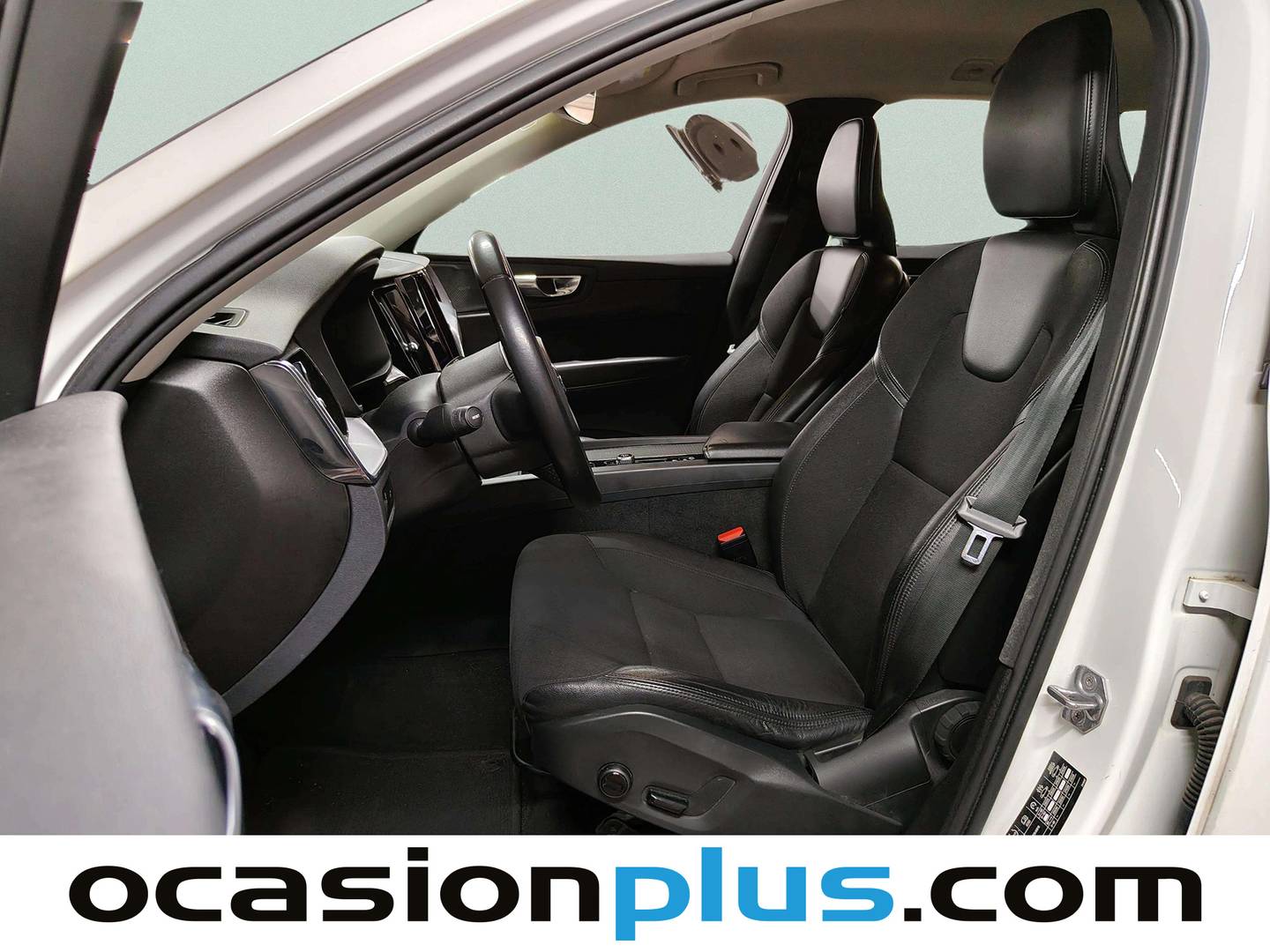 Foto asientos delanteros Volvo XC60 Volvo XC60 D4 Business Plus Auto (190 CV)