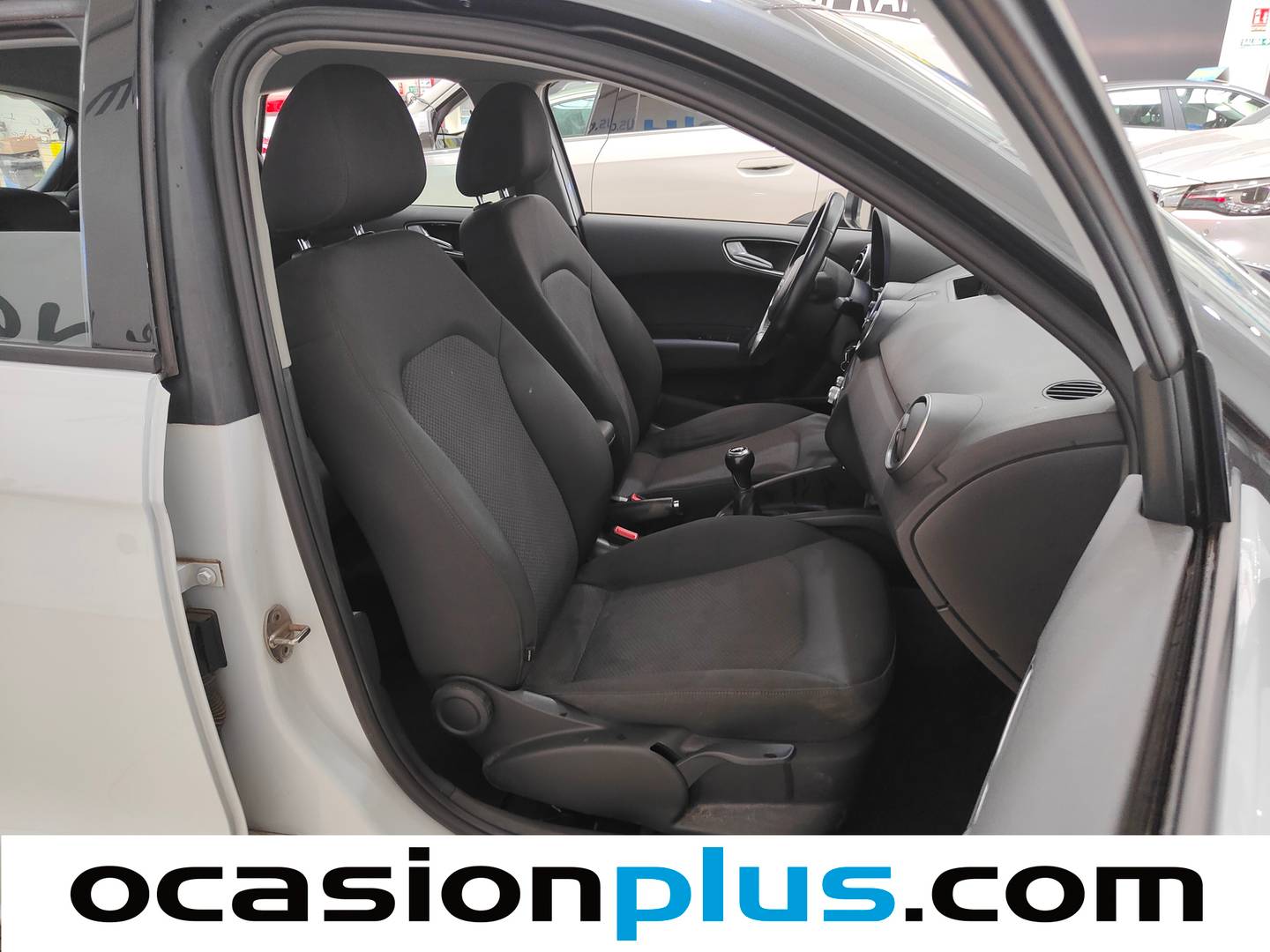 Audi A1 Audi A1 Sportback Attraction 1.0 TFSI (95 CV) gasolina