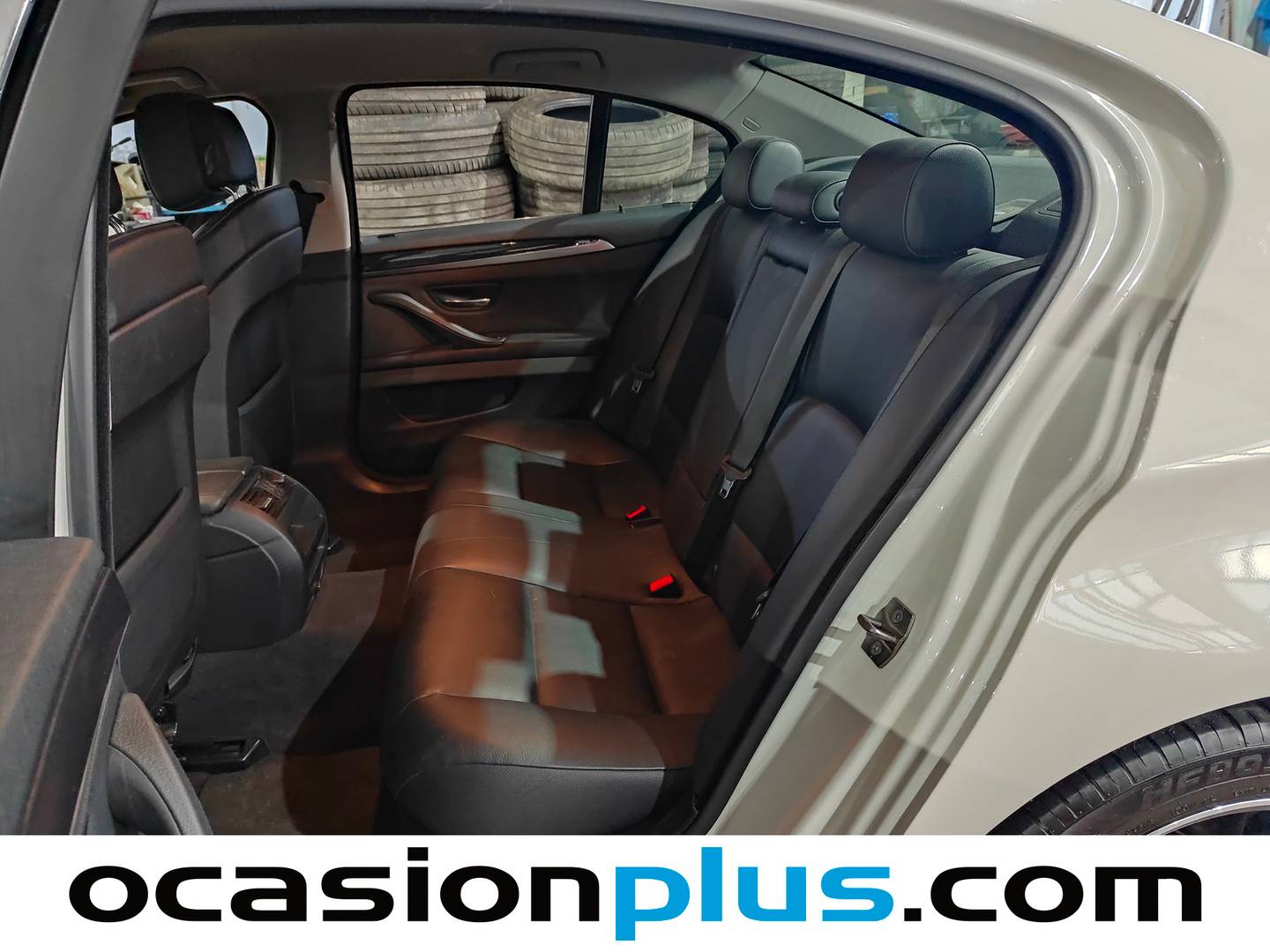 Foto asientos traseros BMW Serie 5 BMW Serie 5 520d (184 CV) Pack M