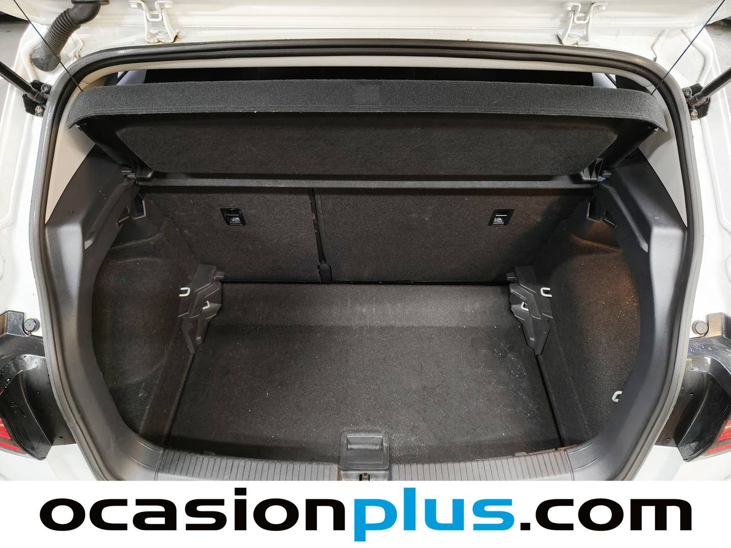 Volkswagen T-Cross Volkswagen T-Cross Sport 1.0 TSI Pack R-line (110 CV) gasolina