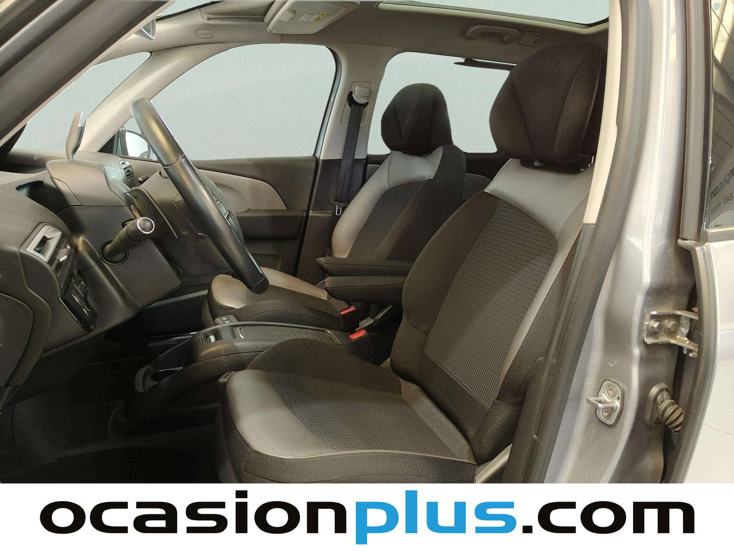 Foto asientos delanteros Citroën Grand C4 Spacetourer Citroën Grand C4 Spacetourer BlueHDi 150 S&S Shine EAT8 (163 CV) 7 Plazas