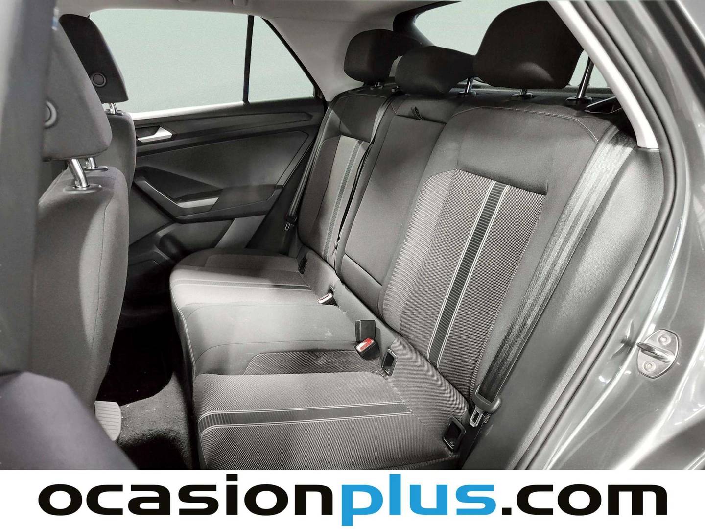 Foto Volkswagen T-Roc Volkswagen T-Roc Advance 1.0 TSI (115 CV)