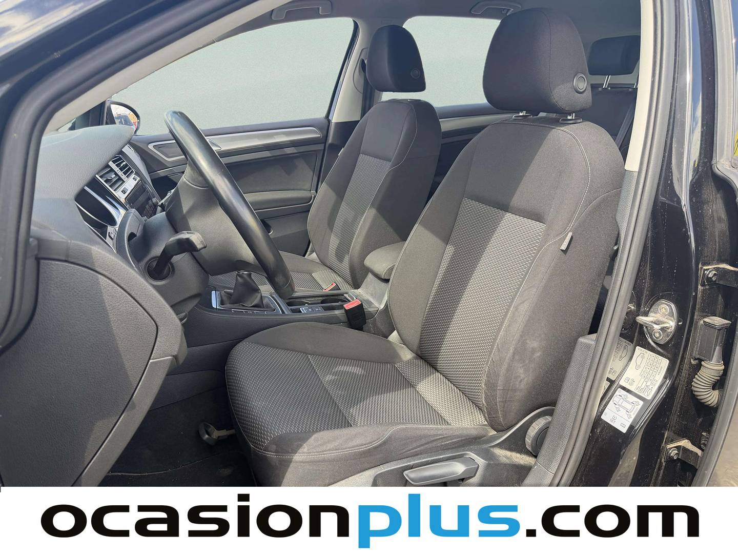 Foto asientos delanteros Volkswagen Golf Volkswagen Golf Business & Navi 1.6 TDI (115 CV)