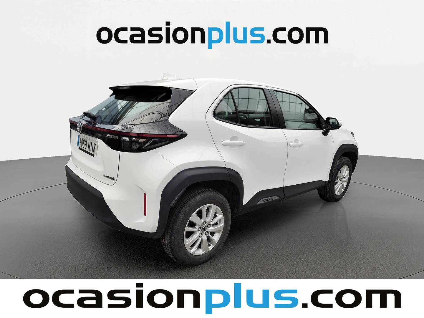 Foto trasera Toyota Yaris Cross Toyota Yaris Cross 120H Business Plus (116 CV) izquierda